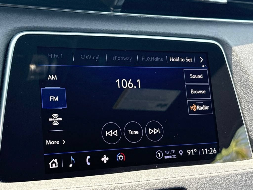 2023 Cadillac XT4 AWD Premium Luxury