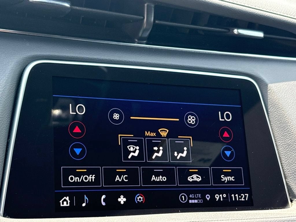 2023 Cadillac XT4 AWD Premium Luxury
