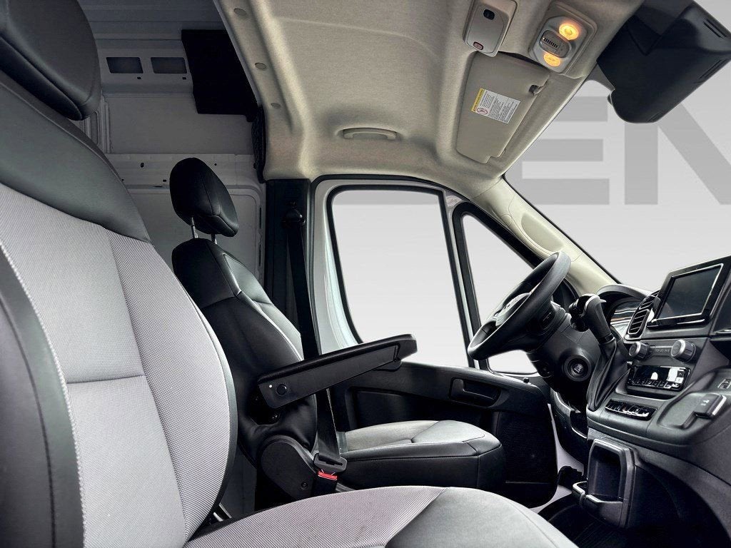 2024 RAM ProMaster Cargo Van Tradesman