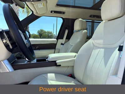 2025 Land Rover Range Rover SE