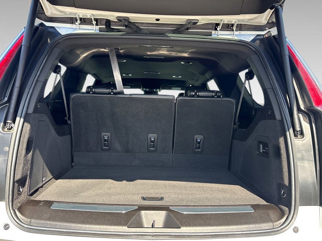 2022 Cadillac Escalade ESV Luxury