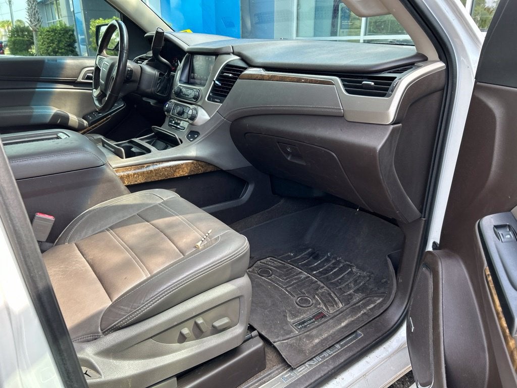 2016 GMC Yukon Base