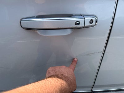 2016 GMC Yukon Base