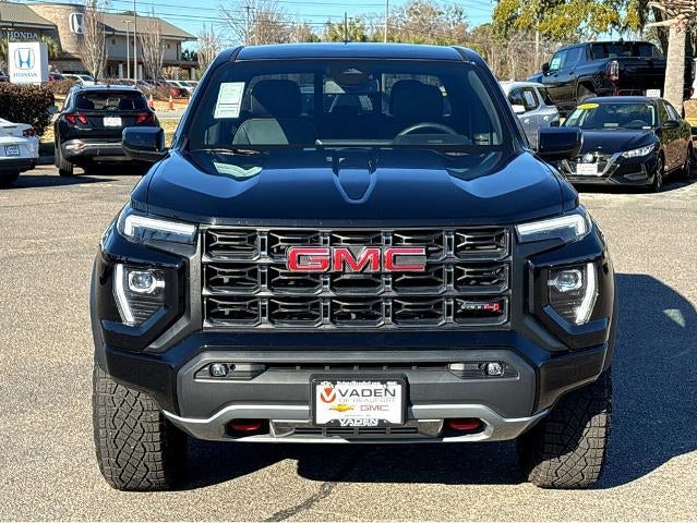2023 GMC Canyon AT4