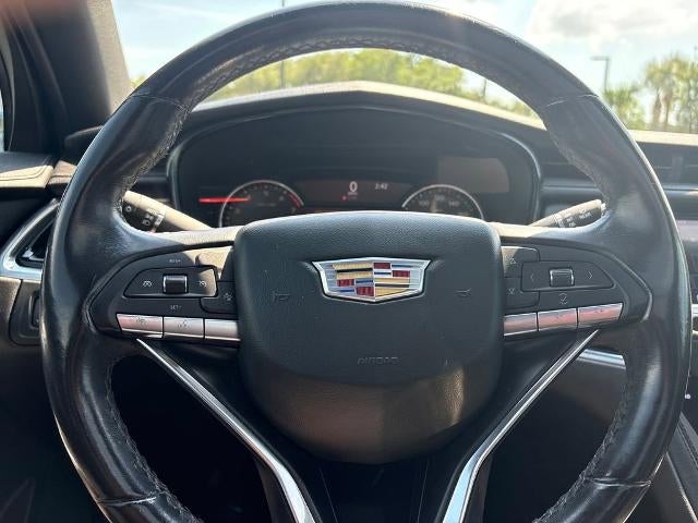 2022 Cadillac XT6 Luxury
