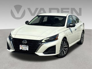 2024 Nissan Altima Base