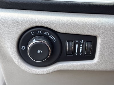 2024 Chrysler Pacifica Base