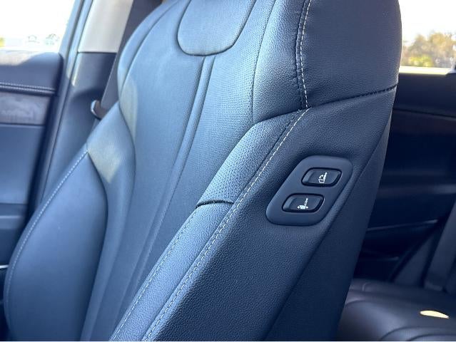 2024 Genesis GV80 Base