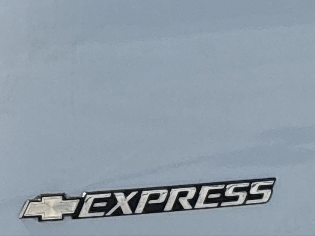 2019 Chevrolet Express Passenger 3500 LT