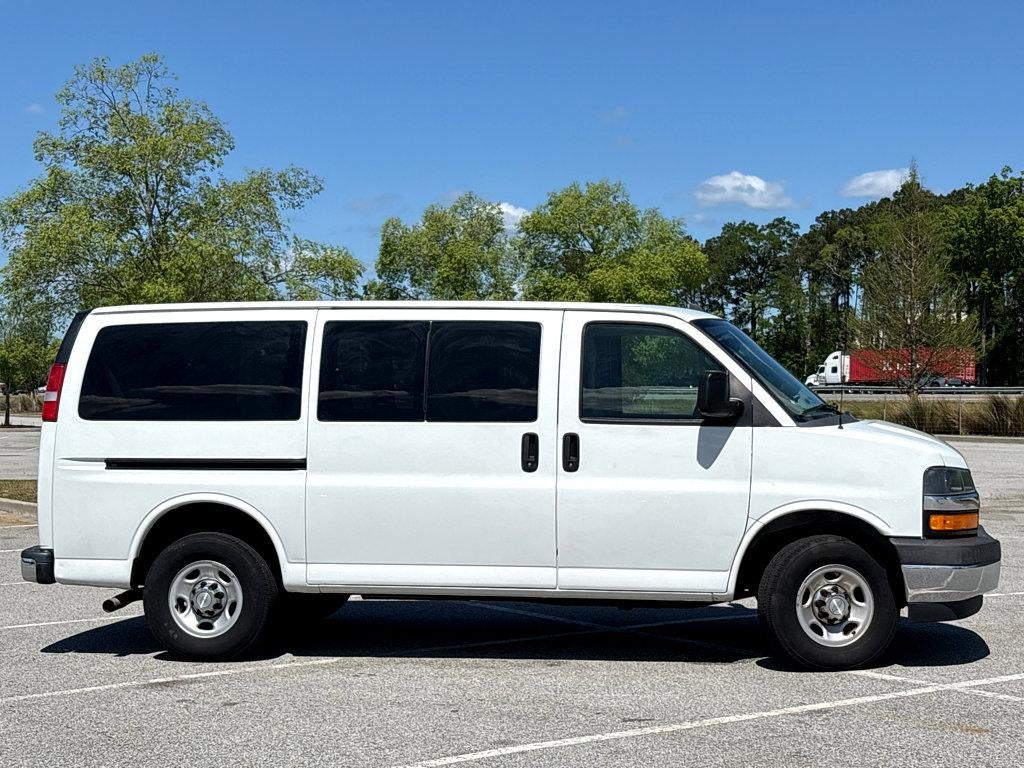 2019 Chevrolet Express Passenger 3500 LT