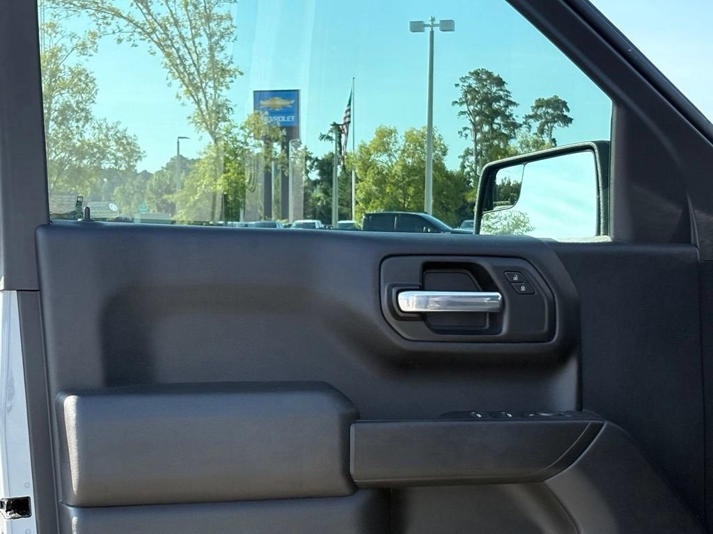 2025 Chevrolet Silverado 1500 Base