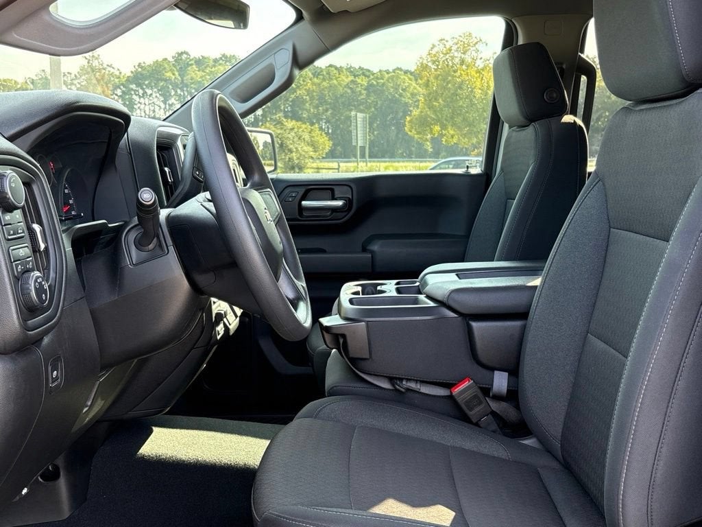 2025 Chevrolet Silverado 1500 Base