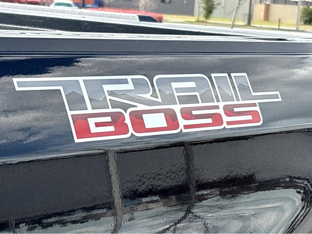 2021 Chevrolet Silverado 1500 Custom Trail Boss