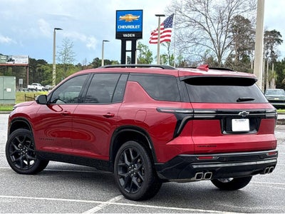 2025 Chevrolet Traverse RS