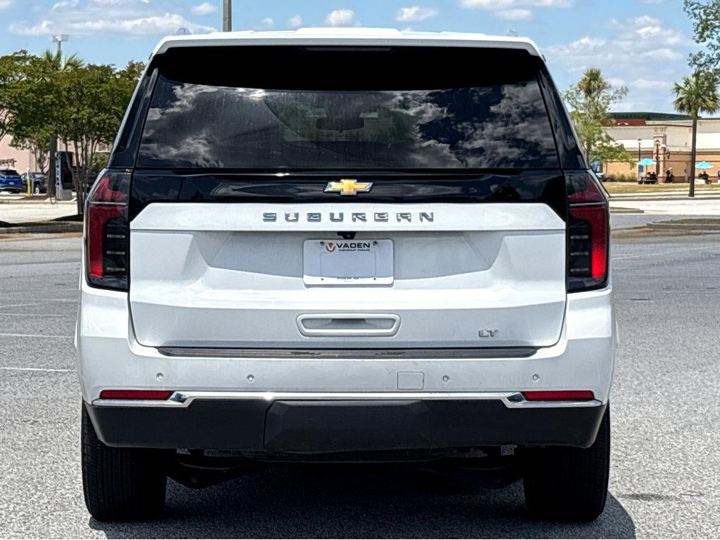 2025 Chevrolet Suburban LT