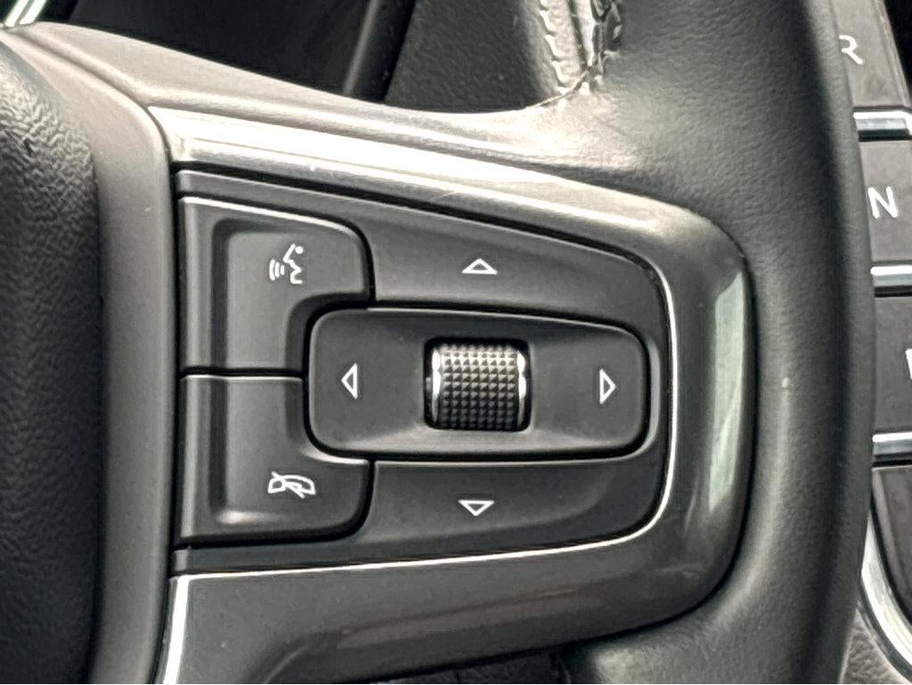 2024 Chevrolet Suburban LS