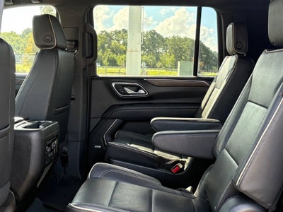 2023 Chevrolet Suburban Base