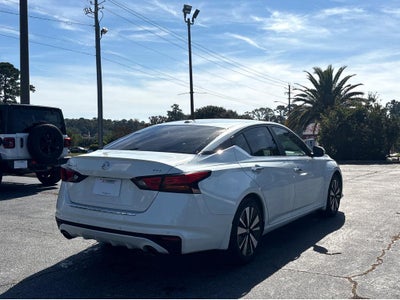 2021 Nissan Altima 2.5 SV