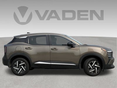 2026 Nissan Kicks Base