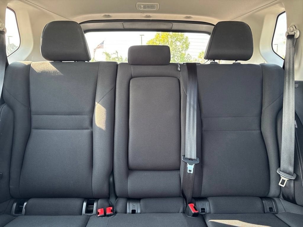 2023 Nissan Rogue Base