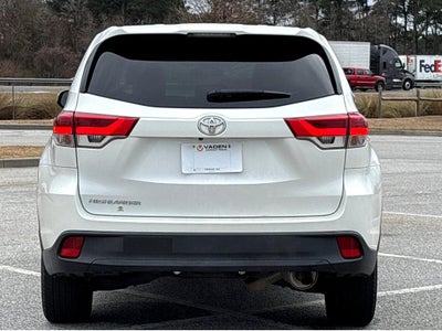 2019 Toyota Highlander LE