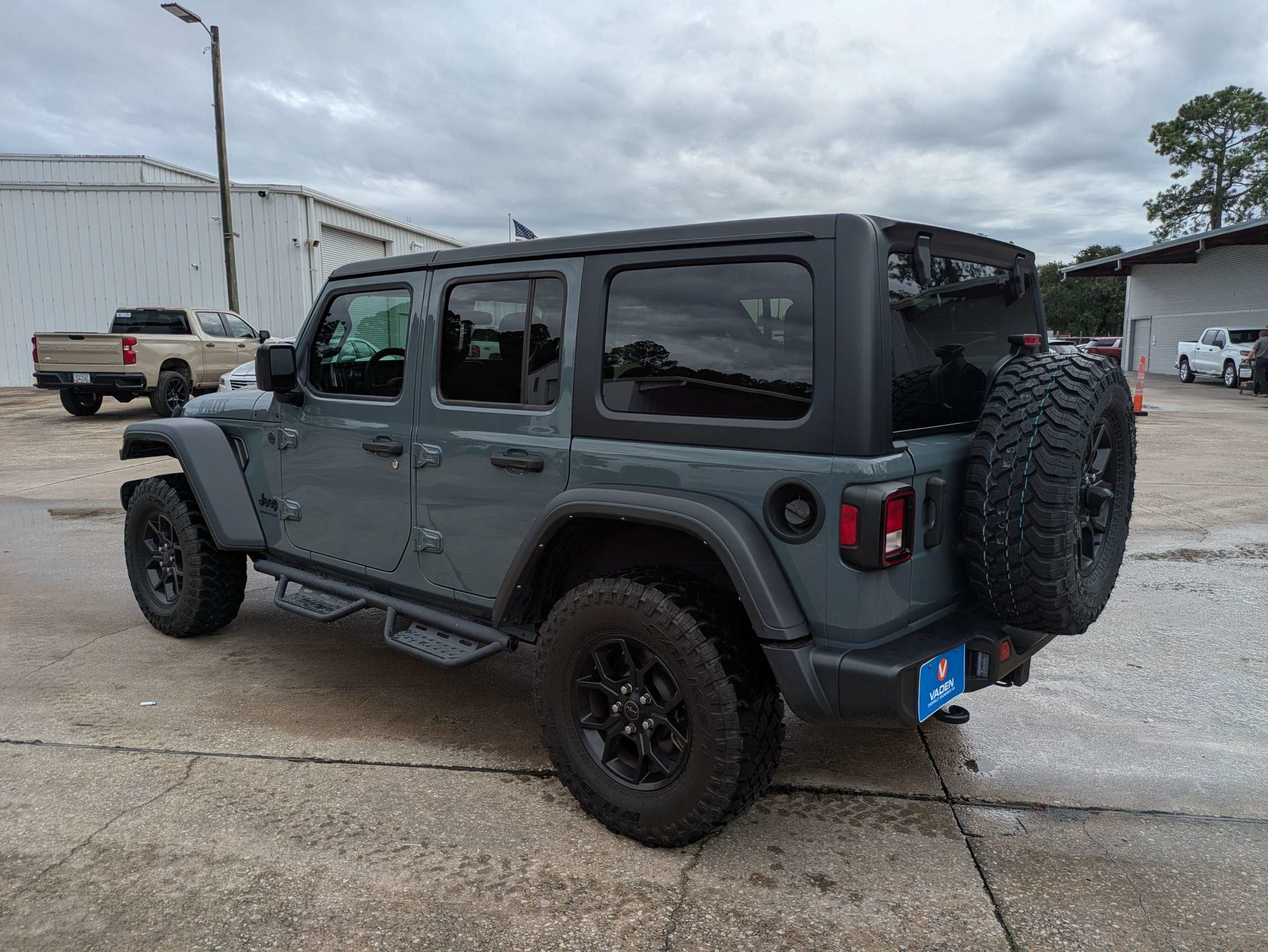 2024 Jeep Wrangler 4-Door Willys 4x4