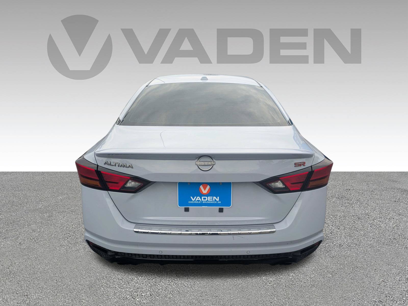 2023 Nissan Altima SR FWD