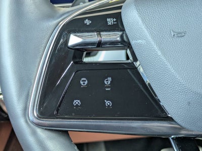 2025 Cadillac OPTIQ Luxury 2