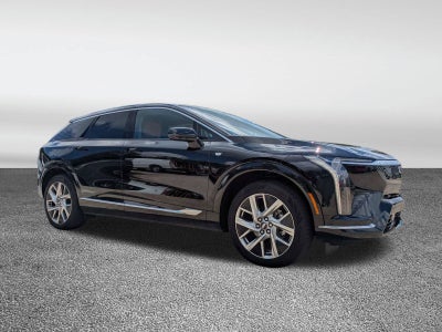 2025 Cadillac OPTIQ Luxury 2