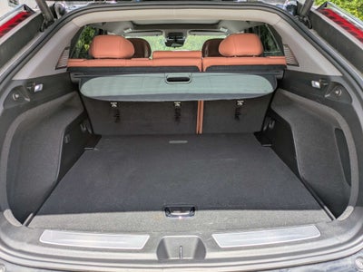 2025 Cadillac OPTIQ Luxury 2
