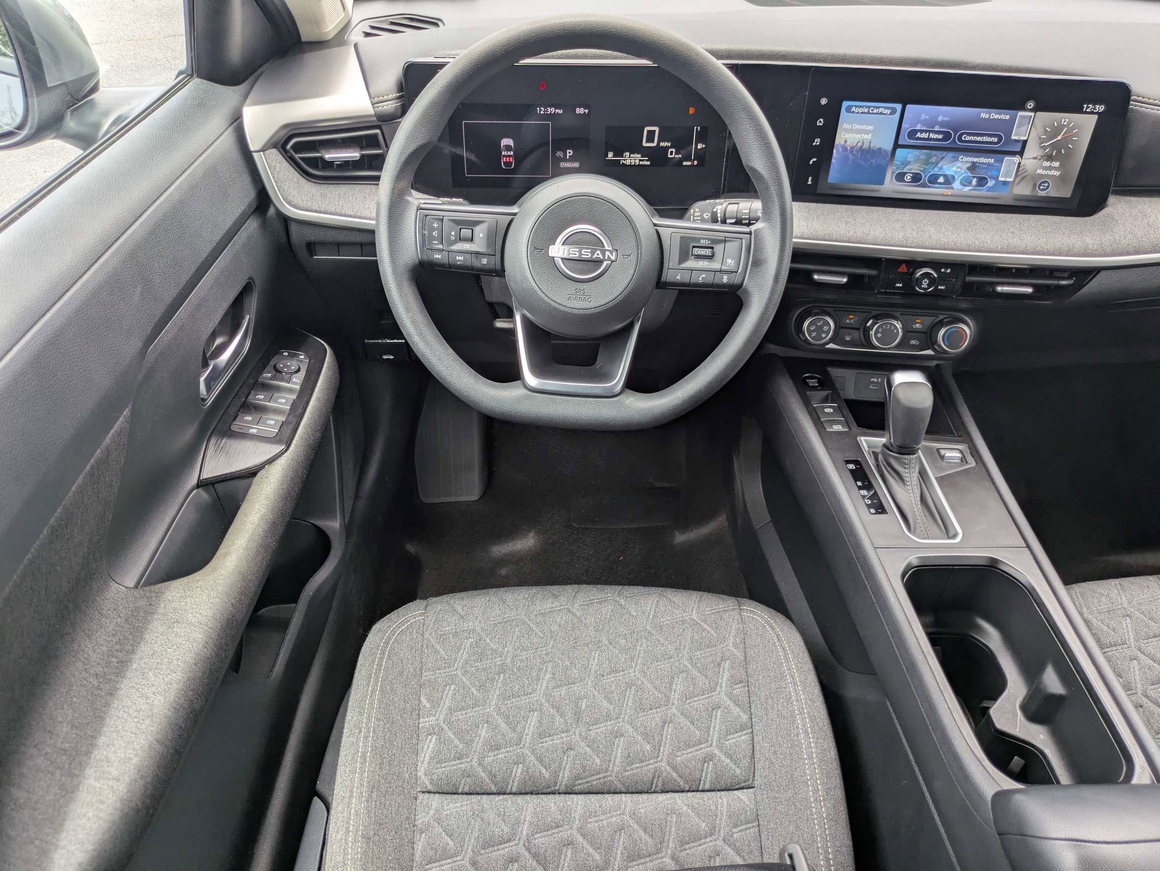 2025 Nissan Kicks SV FWD