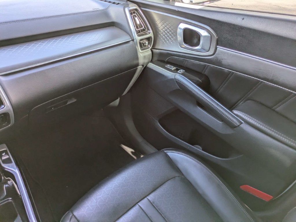 2023 Kia Sorento SX