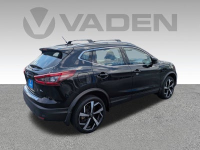 2022 Nissan Rogue Sport SL FWD Xtronic CVT