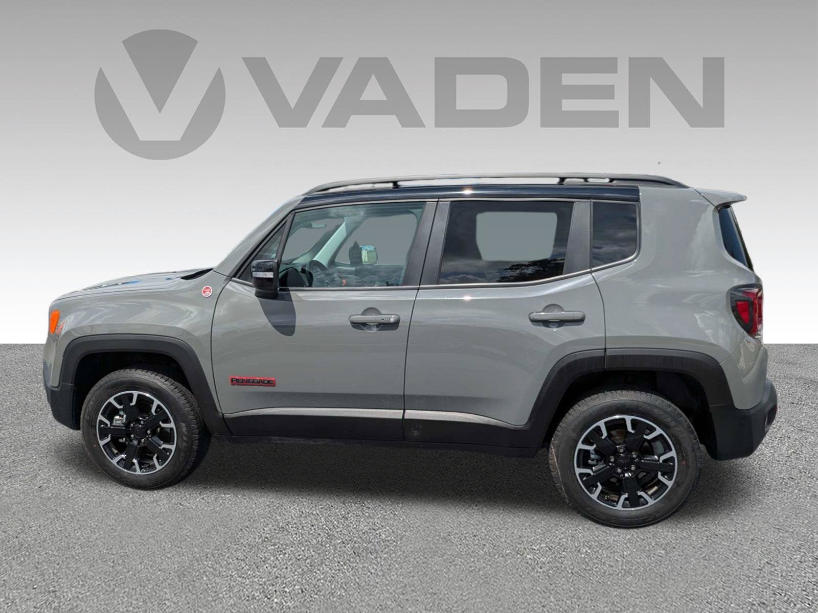 2023 Jeep Renegade Trailhawk 4x4