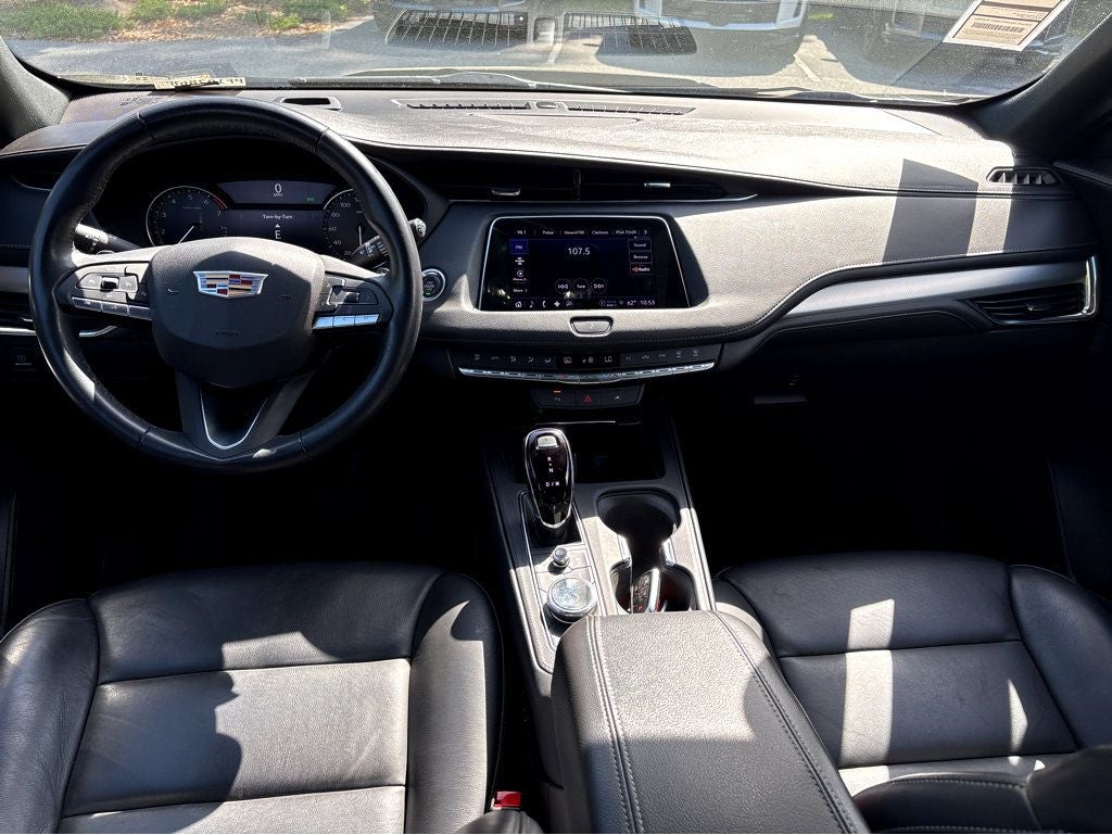2023 Cadillac XT4 Premium Luxury