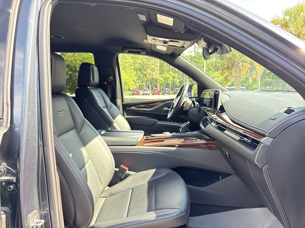 2021 Cadillac Escalade Luxury