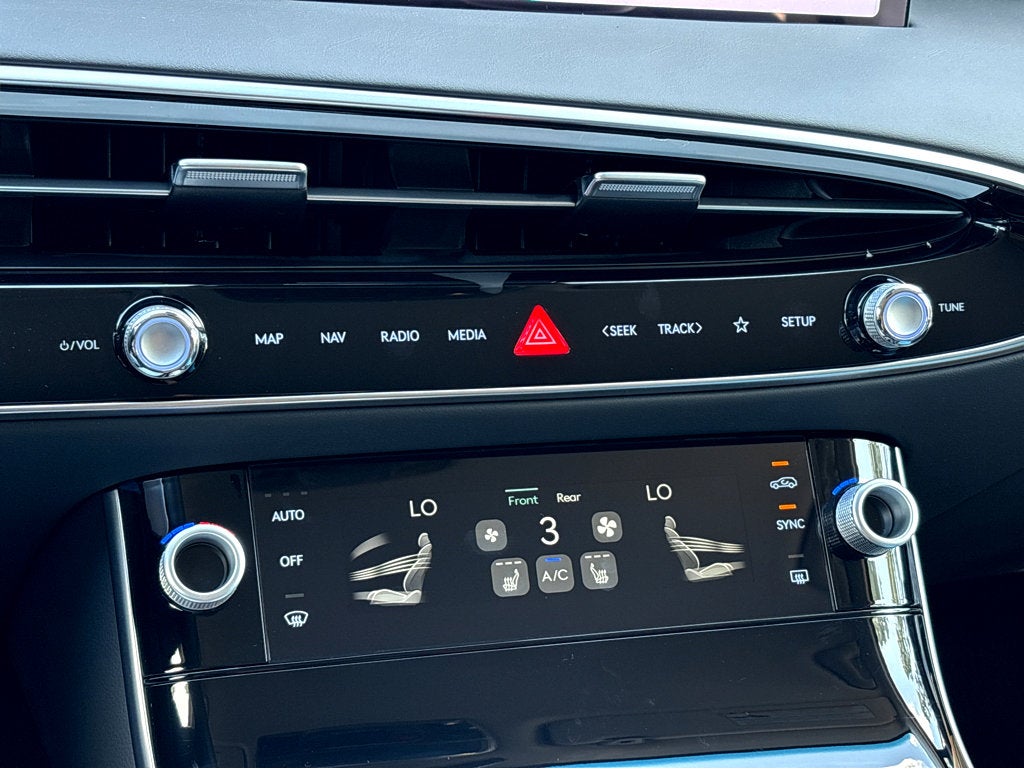 2026 Genesis GV70 2.5T