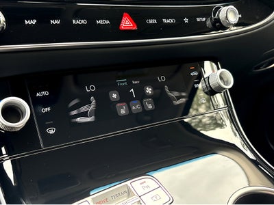 2026 Genesis GV70 2.5T