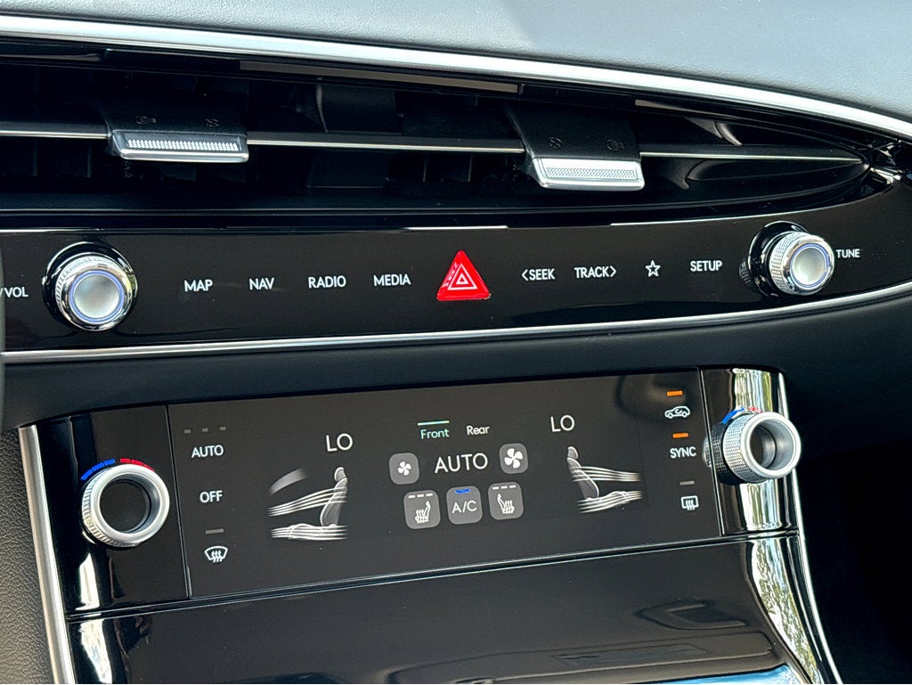 2026 Genesis GV70 2.5T