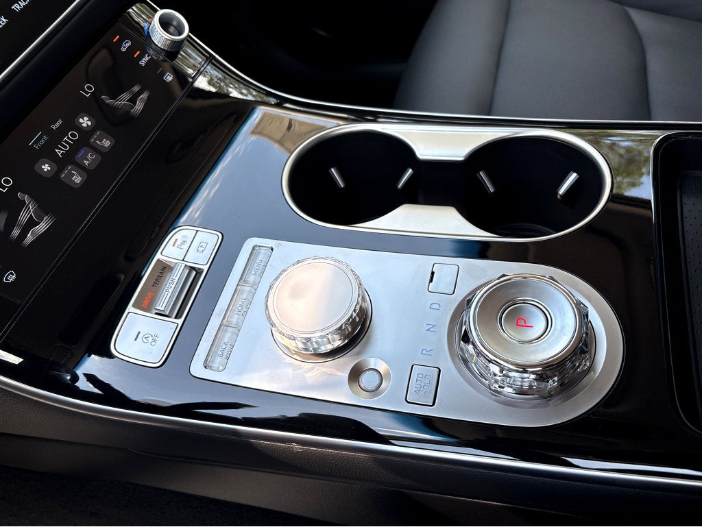 2026 Genesis GV70 2.5T