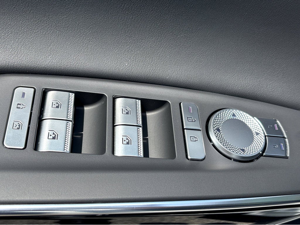 2026 Genesis GV70 2.5T