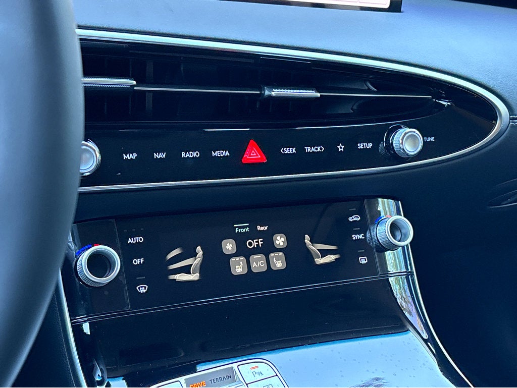 2026 Genesis GV70 2.5T