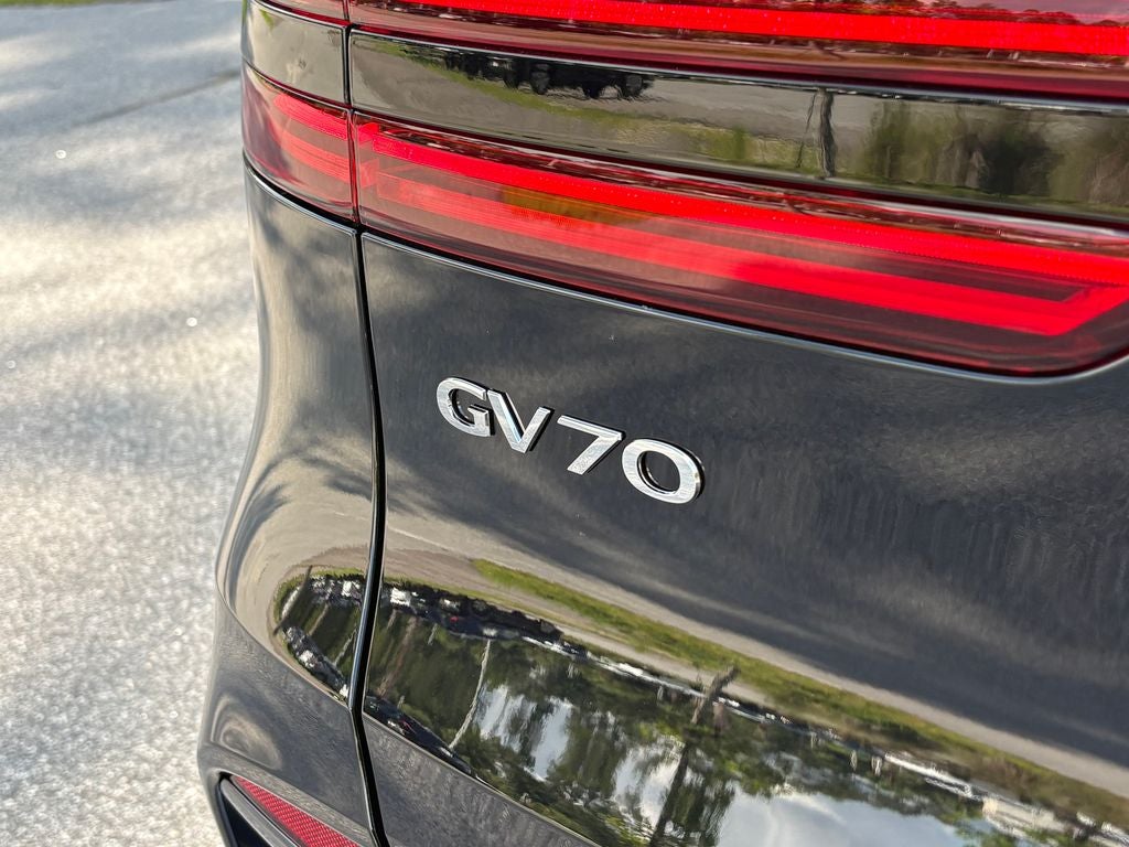 2026 Genesis GV70 2.5T Advanced