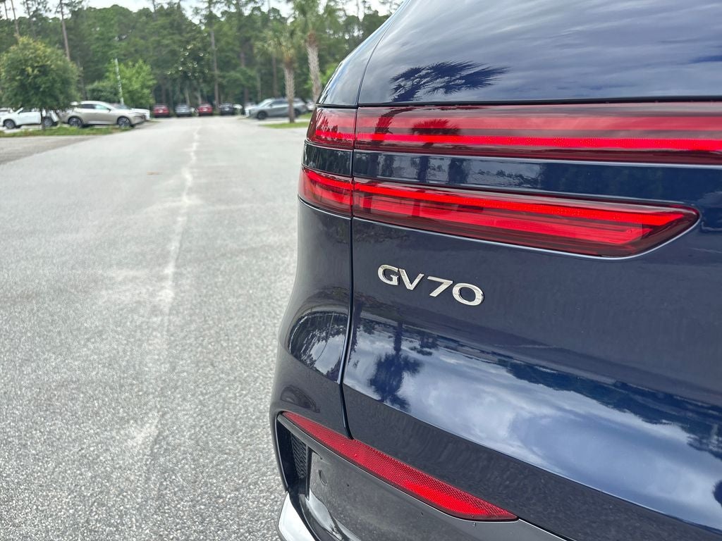 2026 Genesis GV70 2.5T Advanced