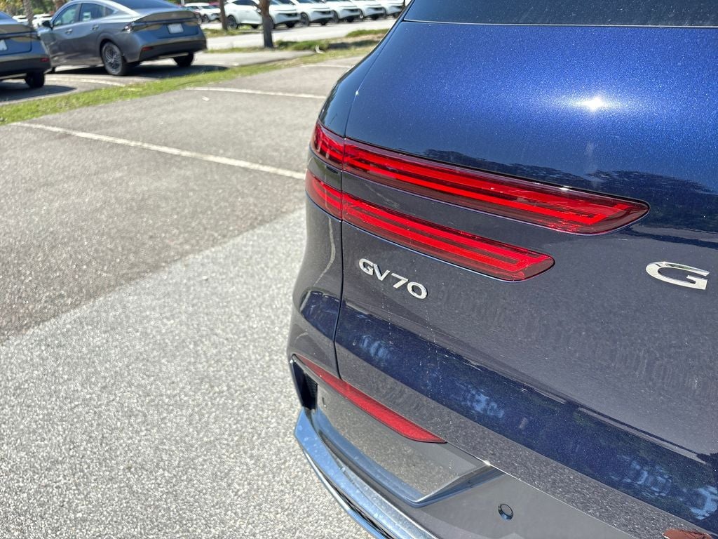 2026 Genesis GV70 2.5T Advanced