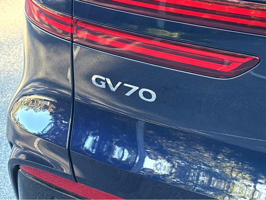 2026 Genesis GV70 3.5T Sport Advanced