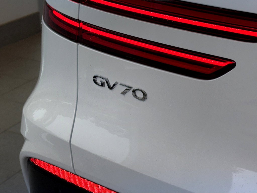2026 Genesis GV70 3.5T Sport Advanced
