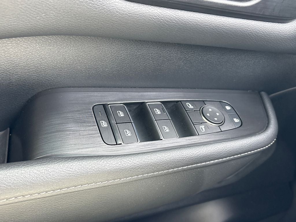 2025 Nissan Armada SV