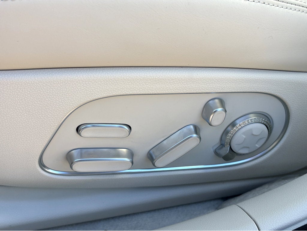 2026 Genesis G90 e-SC