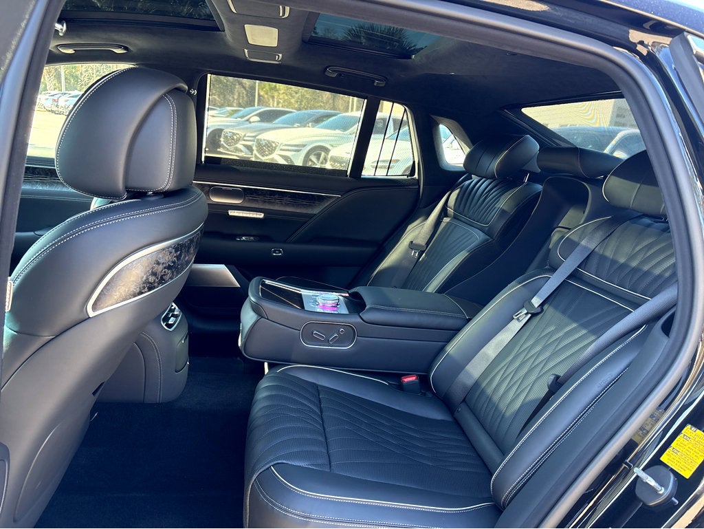 2026 Genesis G90 e-SC